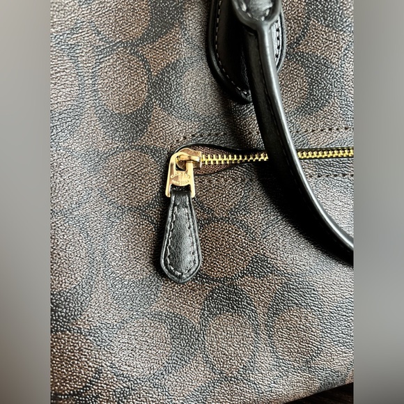🆕 Auth. COACH Brown and Black Monogram Bag - Picture 9 of 13